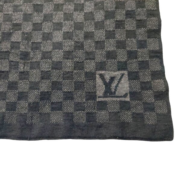 LOUIS VUITTON Black Charcoal Gray Reversible Damier Scarf Pre-Owned - Picture 9 of 11